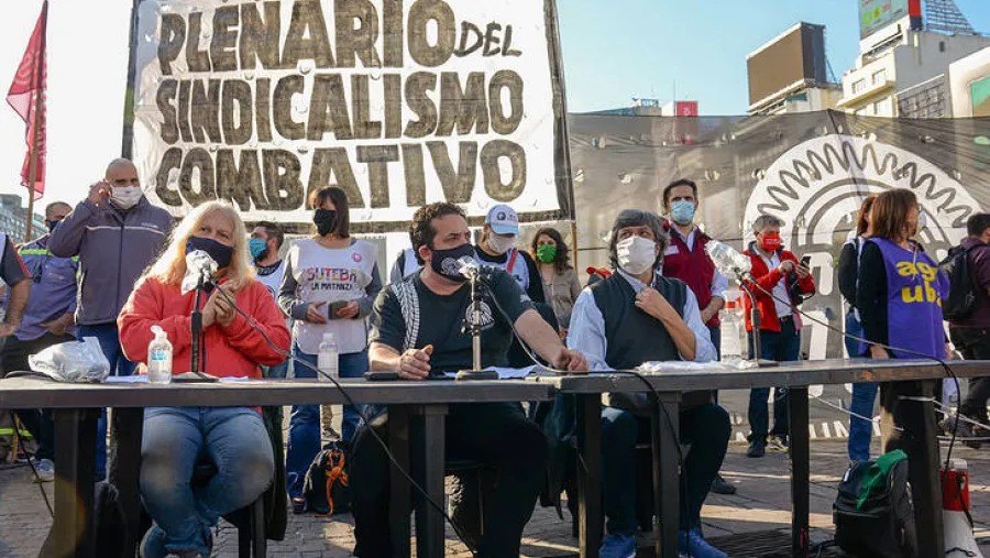 Plenario del Sindicalismo Combativo (Foto: Tiempo Argentino) Plenario del Sindicalismo Combativo (Foto: Tiempo Argentino)