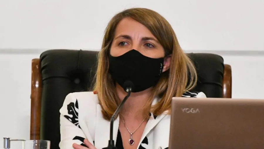 Laura Stratta. Laura Stratta.