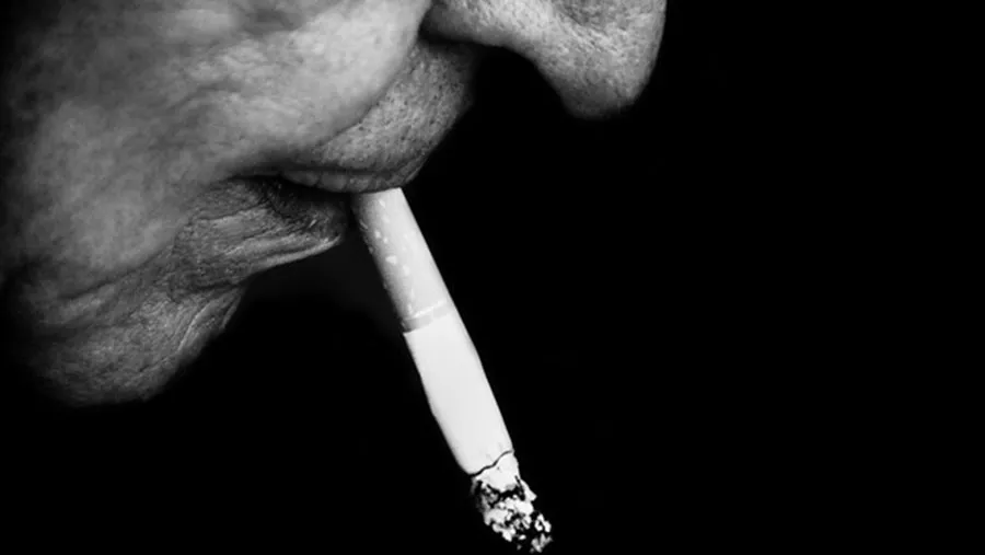 En un fallo sin precedentes, la Justicia condenó a una tabacalera a indemnizar a la familia de un hombre que murió de cáncer de pulmón. En un fallo sin precedentes, la Justicia condenó a una tabacalera a indemnizar a la familia de un hombre que murió de cáncer de pulmón.
