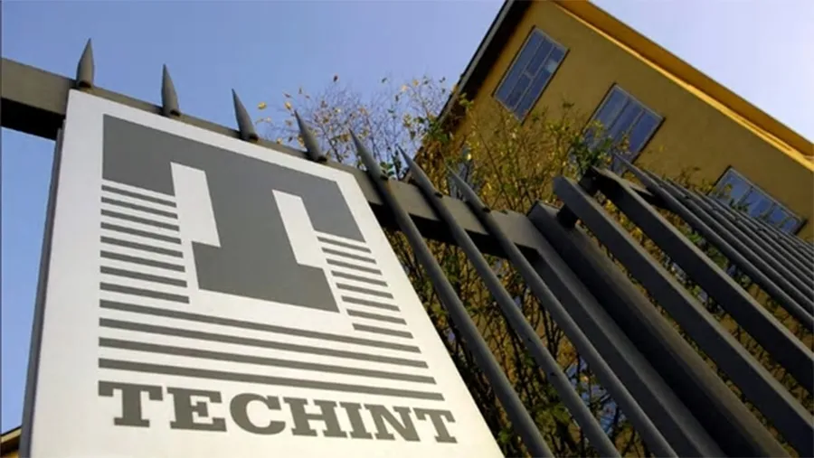 El holding Techint resolvió despedir a 1.450 trabajadores que venían desempeñándose en obras contratadas del gremio de la construcción. El holding Techint resolvió despedir a 1.450 trabajadores que venían desempeñándose en obras contratadas del gremio de la construcción.