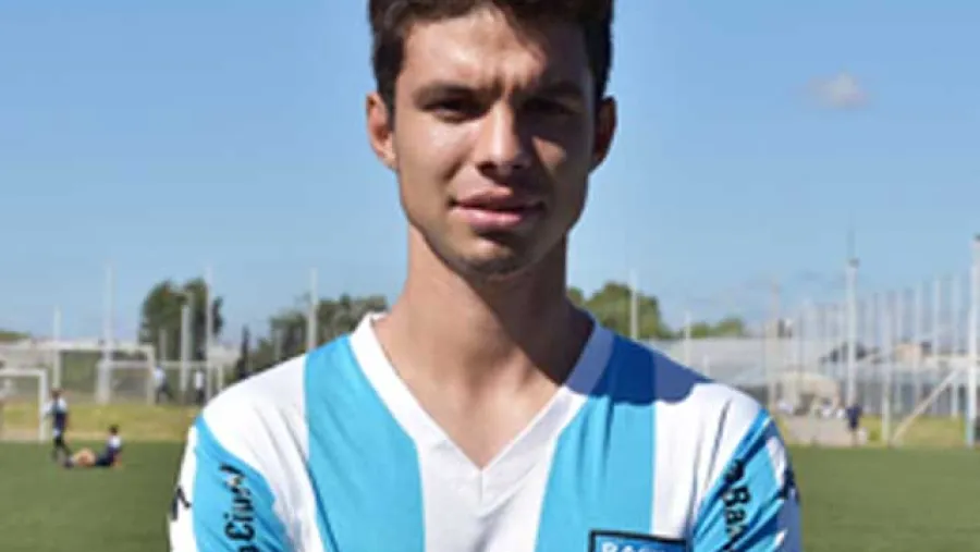 Tiago Nahuel Banega Fútbol: el juvenil entrerriano Tiago Banega debutó con la camiseta de Racing