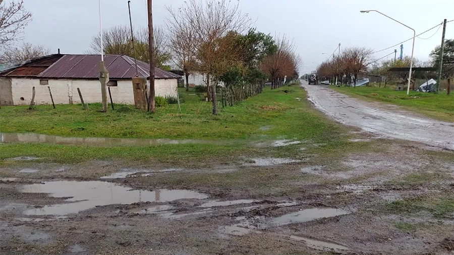 San Gustavo (Departamento La Paz) y Nueva Vizcacha (Departamento Federal) fueron las dos localidades más afectadas por la tormenta. San Gustavo (Departamento La Paz) y Nueva Vizcacha (Departamento Federal) fueron las dos localidades más afectadas por la tormenta.