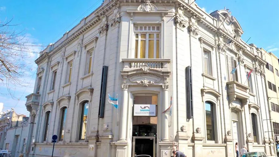 En la Tecnicatura en Control Bromatológico, que ofrece la sede académica de Gualeguaychú, se anotaron 1.028 alumnos. En la Tecnicatura en Control Bromatológico, que ofrece la sede académica de Gualeguaychú, se anotaron 1.028 alumnos.