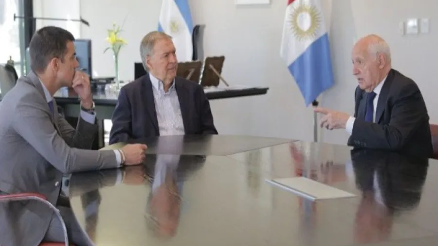 Lavagna celebró fallo de la Corte y se reunió con Schiaretti Lavagna celebró fallo de la Corte y se reunió con Schiaretti