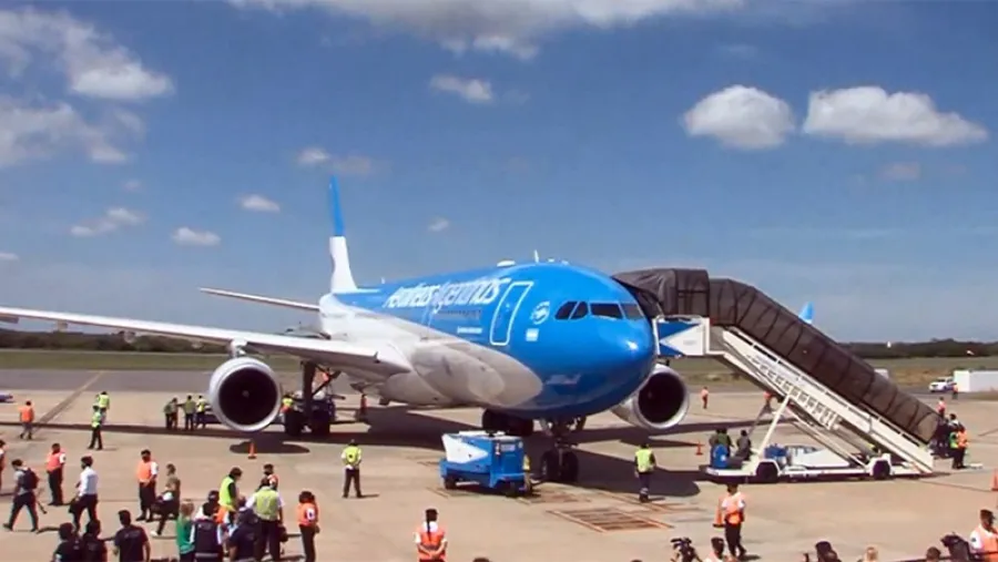 vuelo Aerolíneas vacunas Covid vuelo Aerolíneas vacunas Covid