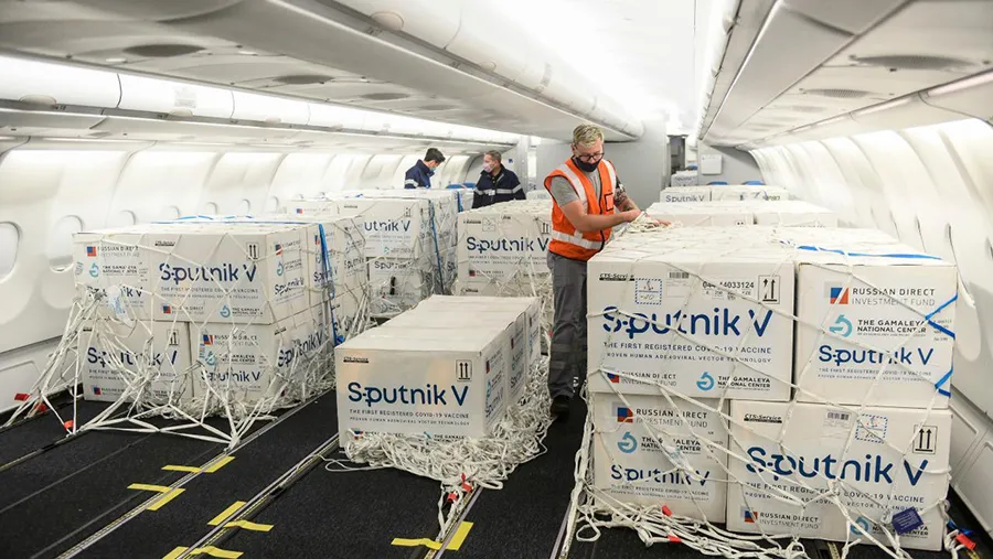 El nuevo cargamento de vacunas llegará al país mañana a las 1:00 am, con lo que el país ya habrá recibido casi 12,2 millones de dosis para vacunar a la población. El nuevo cargamento de vacunas llegará al país mañana a las 1:00 am, con lo que el país ya habrá recibido casi 12,2 millones de dosis para vacunar a la población.