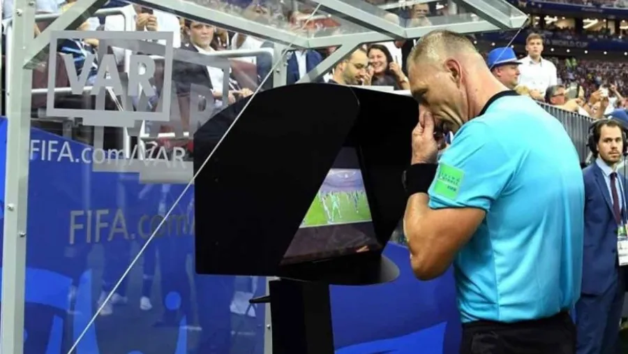 VAR VAR