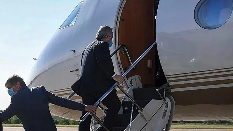 Hoy por la noche el Presidente Alberto Fernández viajará hacia México, cuya visita oficial se extenderá hasta el miércoles inclusive. Hoy por la noche el Presidente Alberto Fernández viajará hacia México, cuya visita oficial se extenderá hasta el miércoles inclusive.