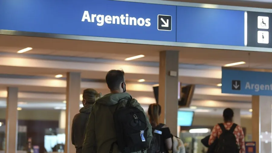 Reino Unido sacará a Argentina de la "lista roja" de Covid y permitirá ingreso de turistas Reino Unido sacará a Argentina de la "lista roja" de Covid y permitirá ingreso de turistas