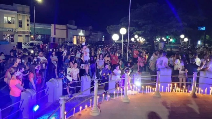 Marcharon contra el abuso sexual en Viale Marcharon contra el abuso sexual en Viale