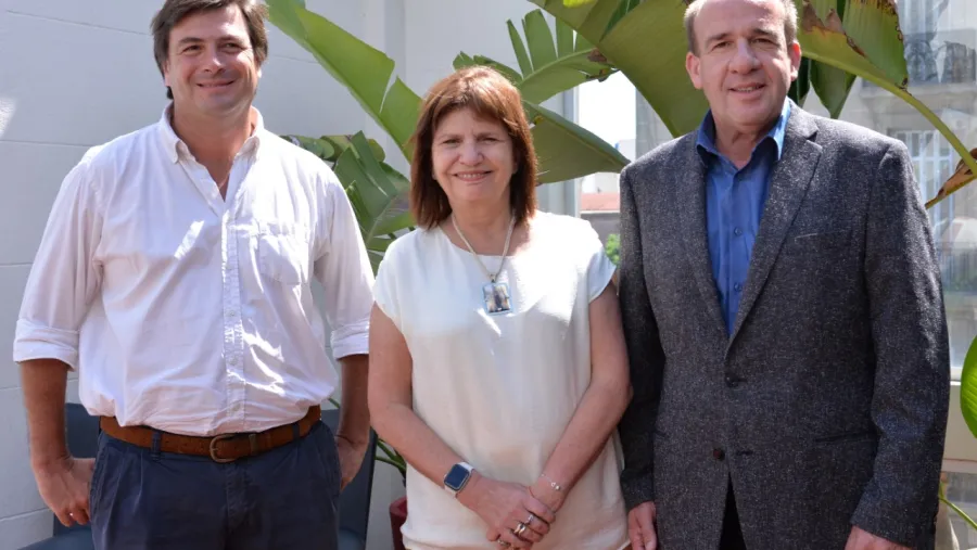 Morchio y Vitor junto a Patricia Bullrich Morchio y Vitor junto a Patricia Bullrich