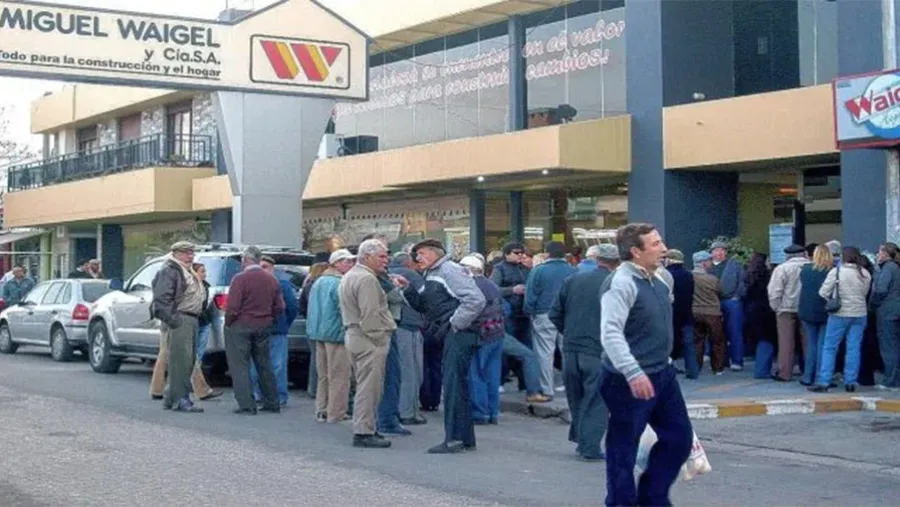 Acreedores. Por la quiebra hubo personas que perdieron sus ahorros. Acreedores. Por la quiebra hubo personas que perdieron sus ahorros.