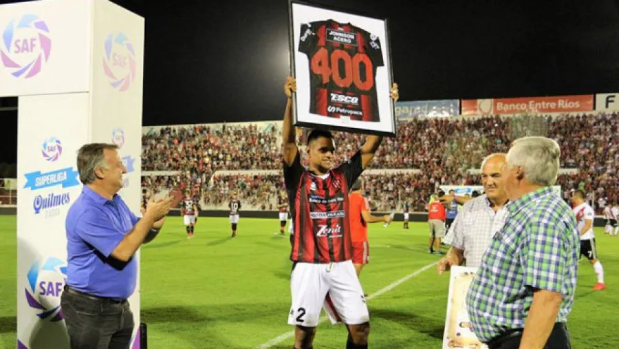 Walter Andrade Walter Andrade no seguirá en Patronato y anunció su retiro del fútbol