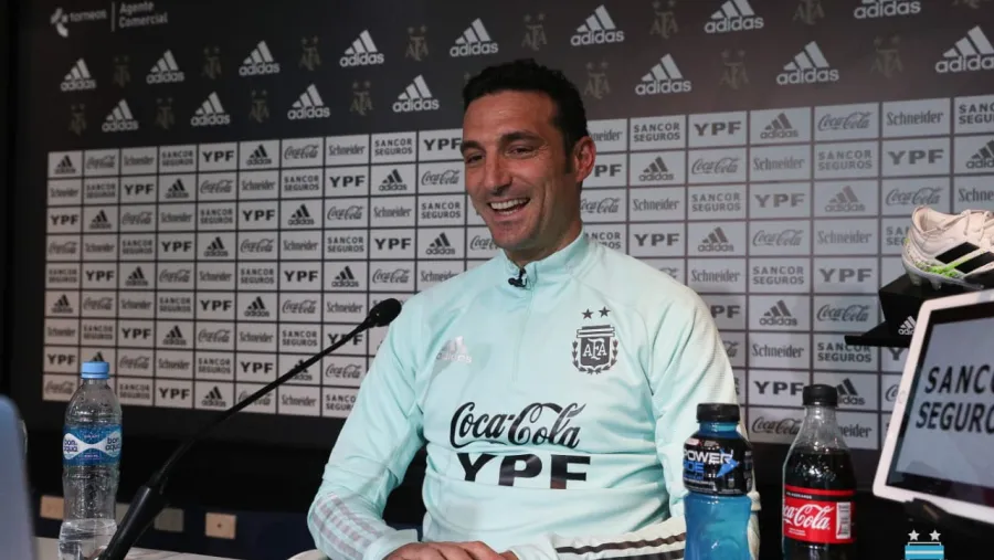 Lionel Scaloni Lionel Scaloni: "Todos tenemos las mismas dudas sobre cómo estarán los equipos”