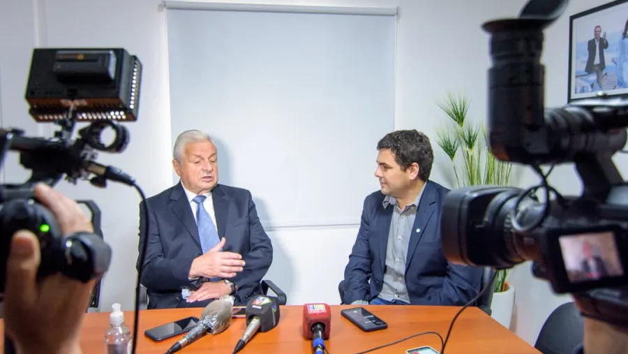 Con la visita de Lauritto, la CARU avanzó en una agenda con el intendente Bastian Con la visita de Lauritto, la CARU avanzó en una agenda con el intendente Bastian
