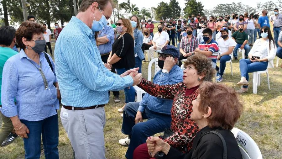Bordet convocó a votar por “la Argentina del futuro” Bordet convocó a votar por “la Argentina del futuro”