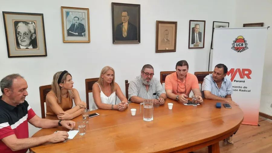 Un grupo de dirigentes y afiliados lanzó el Movimiento Afirmación Radical Un grupo de dirigentes y afiliados lanzó el Movimiento Afirmación Radical