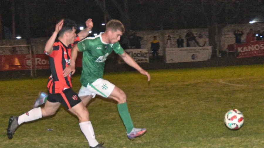 Oro Verde superó a Patronato y volvió a ser escolta en la Liga Paranaense de Fútbol Oro Verde superó a Patronato y volvió a ser escolta en la Liga Paranaense de Fútbol