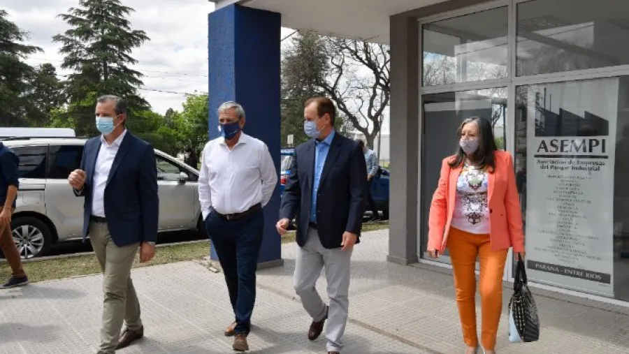 Bordet recorrió junto a Bahl el Parque Industrial de Paraná y confirmó financiamiento Bordet recorrió junto a Bahl el Parque Industrial de Paraná y confirmó financiamiento