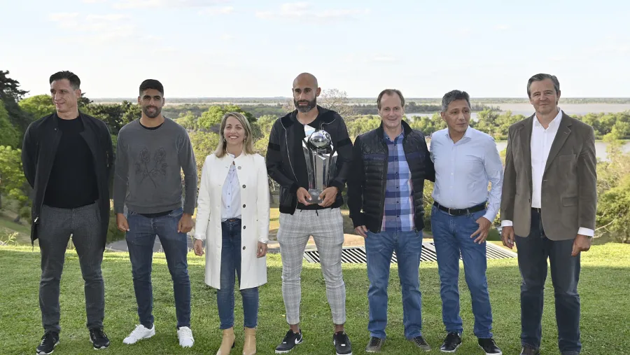 Bordet, junto a los campeones de la Copa Argentina: “Patronato hizo una campaña memorable” Bordet, junto a los campeones de la Copa Argentina: “Patronato hizo una campaña memorable”